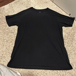 Triumph alo short sleeve